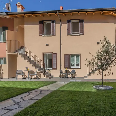 Ca Magnolia 3 Apartment Lierna